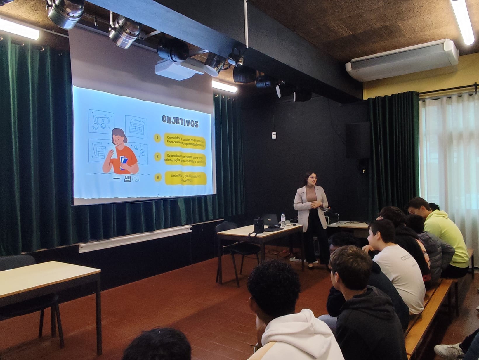 ESALV – Escola Afonso Lopes Vieira – Leiria